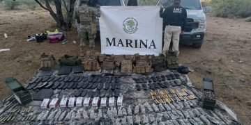 En operativo conjunto se asegura armamento, municiones, vehículos y droga en El Sásabe