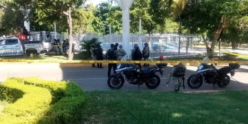 Encuentran restos humanos en una hielera abandonada en Culiacán
