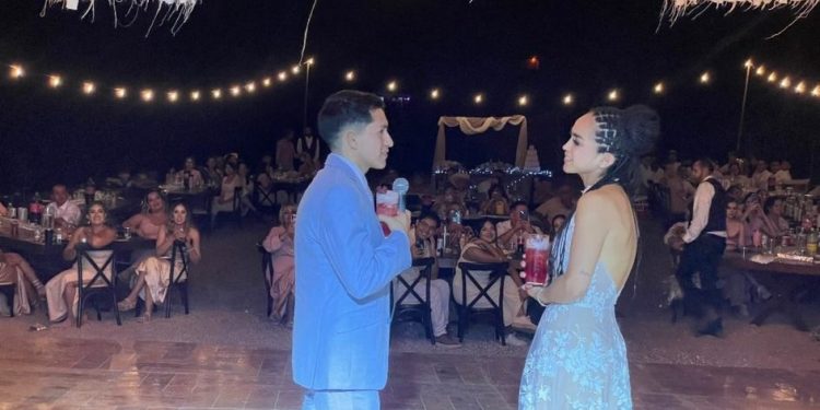 IDENTIFICAN A MÉDICO COCHINÓN Y A VAQUETÓN QUE RENTÓ PLAYA PUBLICA EN EL COLORADO PARA UNA BODA AL ESTILO CARIN LEÓN