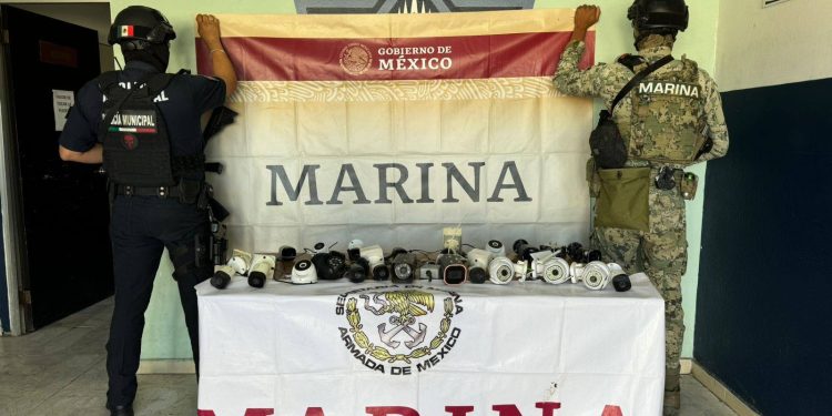 *DESMANTELA SSPM Y MARINA 22 CÁMARAS DE VIDEOVIGILANCIA ILEGAL EN CAJEME*