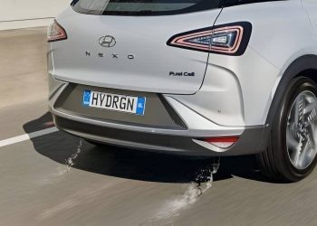 HYUNDAI COMERCIALIZA EL PRIMER AUTO VERDADERAMENTE ECOLÓGICO QUE FUNCIONA CON HIDRÓGENO