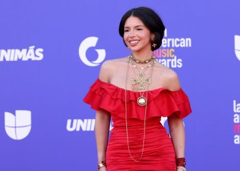 Lanzan nueva iniciativa para detener el bullying contra Ángela Aguilar