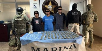 Aseguran droga, numerario y detienen a tres personas en cateo realizado en Ciudad Obregón