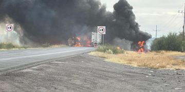 Se incendia tráiler cargado de combustible tras accidente en tramo carretero Hermosillo-Santa Ana