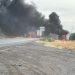 Se incendia tráiler cargado de combustible tras accidente en tramo carretero Hermosillo-Santa Ana