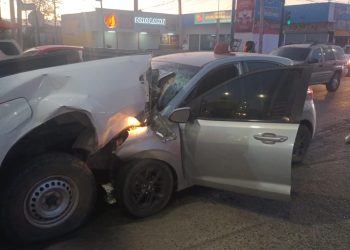 Exhorta Tránsito de Hermosillo a no usar celular al conducir 
