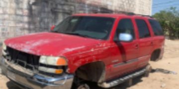 ATRAPA POLICÍA DE HERMOSILLO A TRES PRESUNTOS ROBACARROS