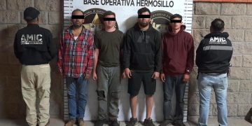 Detienen a cuatro huachicoleros y aseguran más de cuatro mil litros de combustible robado