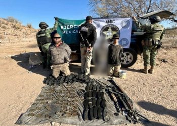 Operativo conjunto AMIC y DEFENSA detiene a tres sujetos armados, asegura vehículo y equipo táctico en Caborca