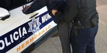 En patrullajes de prevención y vigilancia la Policía de Hermosillo sacó de las calles 20 armas prohibidas y a 50 presuntos delincuentes.