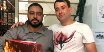 Empleado mata a su jefe a puñaladas en plena fiesta de fin de año, su despido lo hizo enfurecer