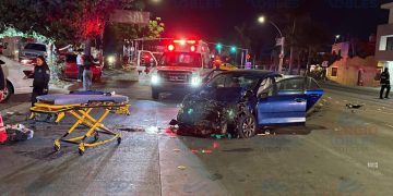 Detienen a dos policías por el caso de conductora que en choque mató a una mujer y no fue detenida, dejando que se de a la fuga