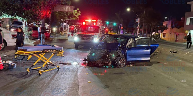 Detienen a dos policías por el caso de conductora que en choque mató a una mujer y no fue detenida, dejando que se de a la fuga