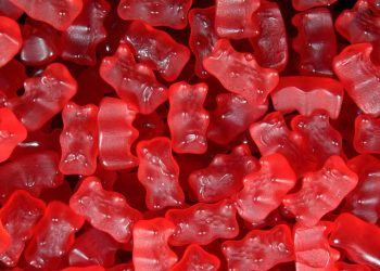 PROHÍBEN COLORANTE ROJO 3 POR CÁNCER Y TUMORES