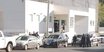 Muere persona en en exterior del área de urgencias del IMSS DE GUAYMAS