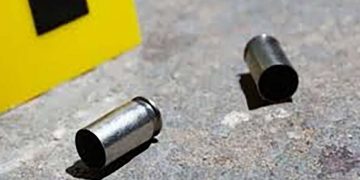 Sicarios disparan a un hombre en la López Mateos al no dejarse levantar