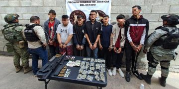 AMIC y DEFENSA aseguran droga y armas en cateo en Hermosillo; siete personas detenidas