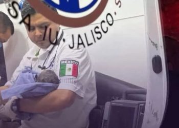 Mujer en situación de calle da a luz en las calles de Guadalajara; estaba bajo los efectos de drogas