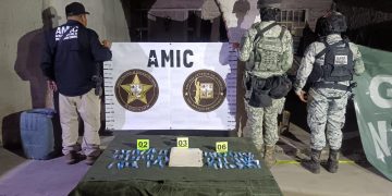 En cateos simultáneos en Santa Ana se aseguran vehículos blindados, droga y armas