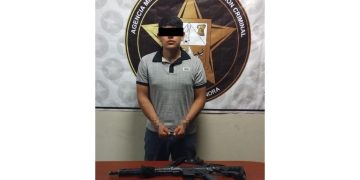 Capturado en Ciudad Obregón sujeto en posesión de un fusíl de asalto y narcótico