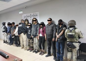 Asegura AMIC indicios y detiene a 10 personas por narcomenudeo tras cateo en Nogales