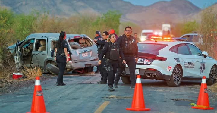 Menor pierde la vida y cinco personas resultan lesionadas en lamentable accidente carretero ocasionado por un bache