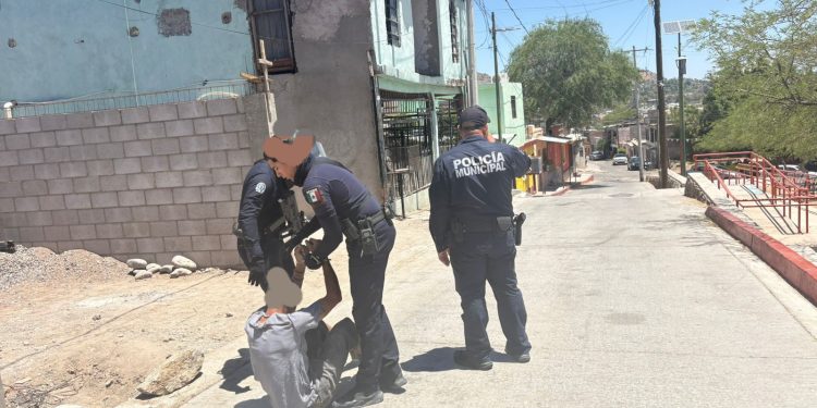 Arresta Policía de Hermosillo a 98 personas 