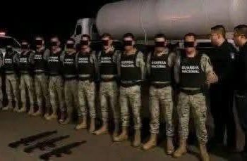 ¡Con las manos en la masa! 🤯Detienen a 11 elementos de la Guardia Nacional por huachicoleo en Guanajuato🤨🟢