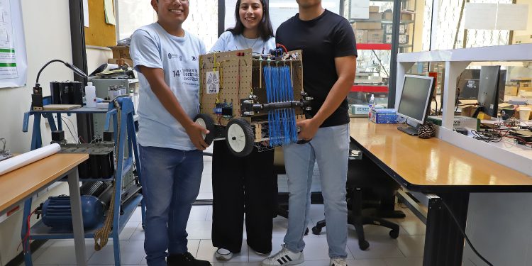 ¡Orgullo mexicano! Xólotl, el robot diseñado para limpiar playas que crearon alumnos del INAOE