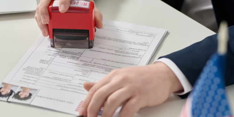 EU endurece entrevistas para la visa: ¿De qué tratan los cambios que anunció y a partir de cuándo aplican?